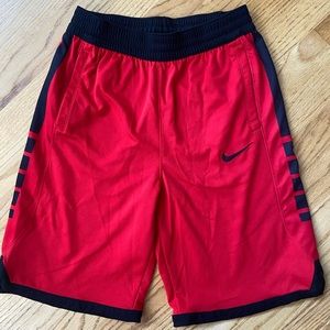 NIKE boys shorts XL